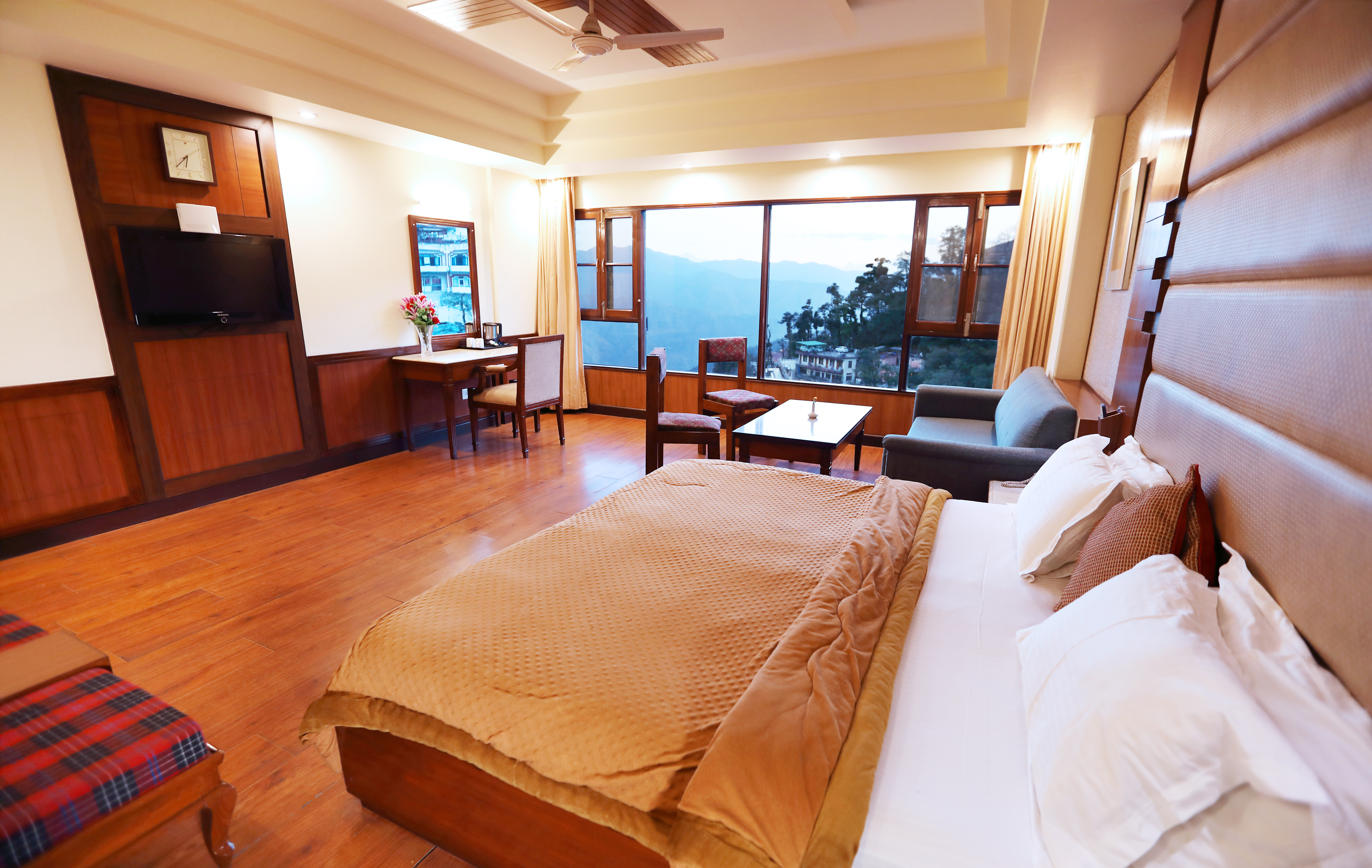 Book Superior Honeymoon Special at Hotel Vishnu Palace, Mussoorie