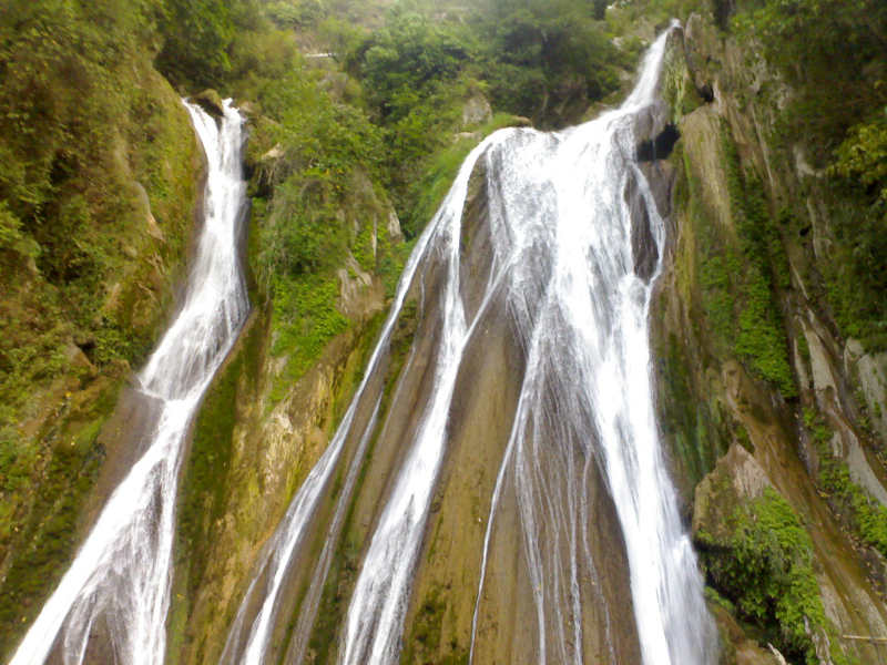 Kempty Falls, Mussoorie